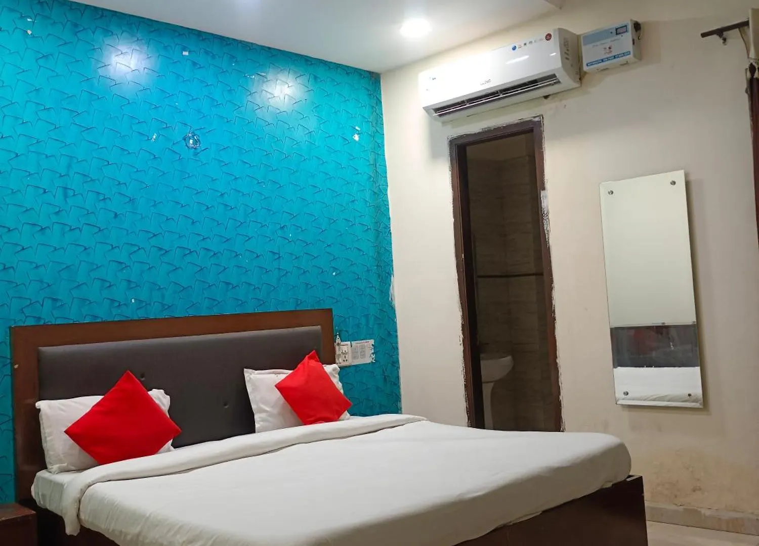 Hotel Kohinoor City Chandigarh