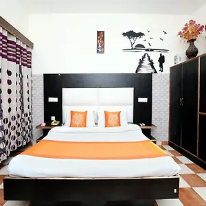 Hotel Plaza 7, Chandīgarh